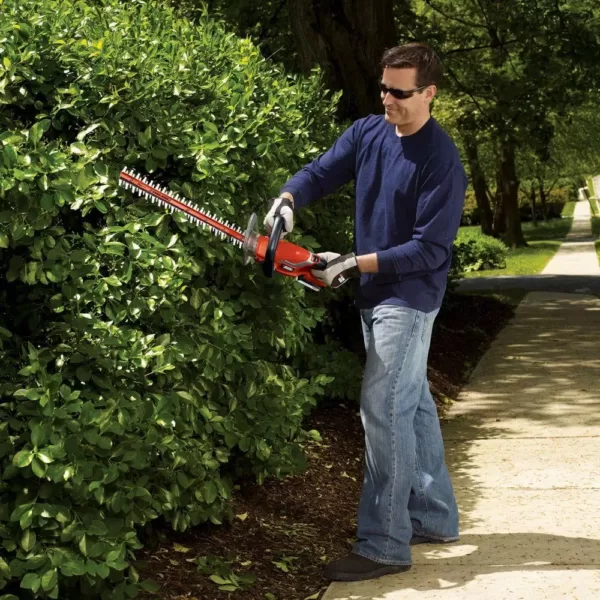 BLACK+DECKER 22 in. 20V MAX Lithium-Ion Cordless Hedge Trimmer (Tool Only)