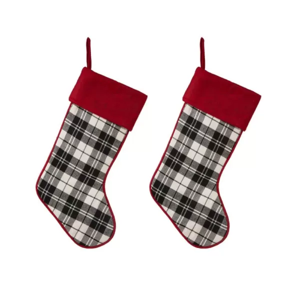 Glitzhome 20 in. Black and White Cotton/Spandex Plaid Fabric Cotton Christmas Stocking Decoration (2-Pack)
